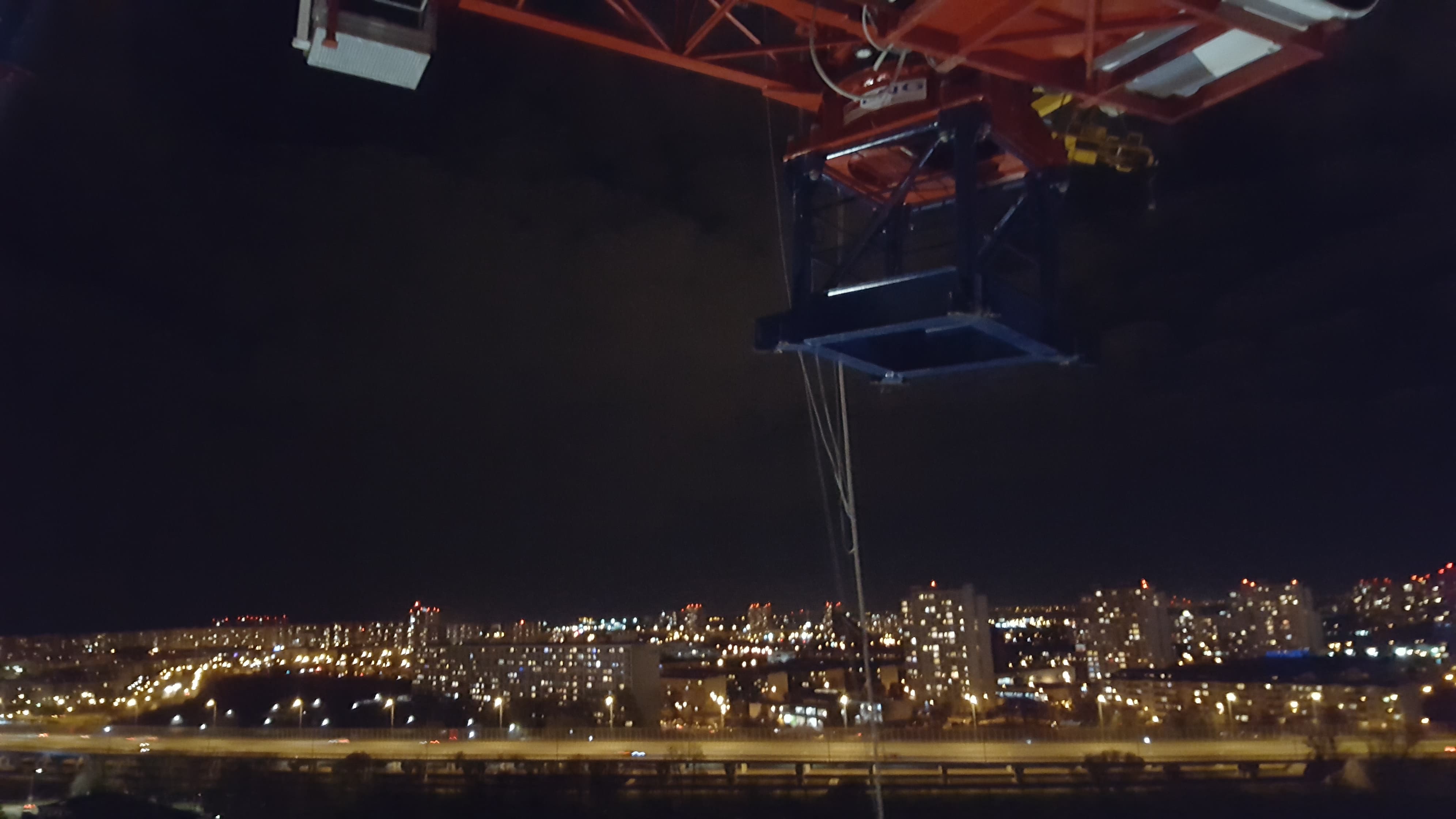 Prenájom vežových žeriavov v Nemecku Žeriavy Wielkopolska je spoločnosť, ktorá prenajíma a predáva vežové žeriavy za atraktívne ceny. Žeriavy Veľkého Poľska sú distribútormi spoločnosti EngCranes na Slovensku. Okrem toho má žeriavy od spoločností Liebherr, SAEZ a WOLF, ktoré sú vo vynikajúcom stave. Žeriavy si môžete prenajať aj kúpiť za výhodné ceny. Pomáhame pri inštalácii vďaka profesionálnemu servisu našich operátorov